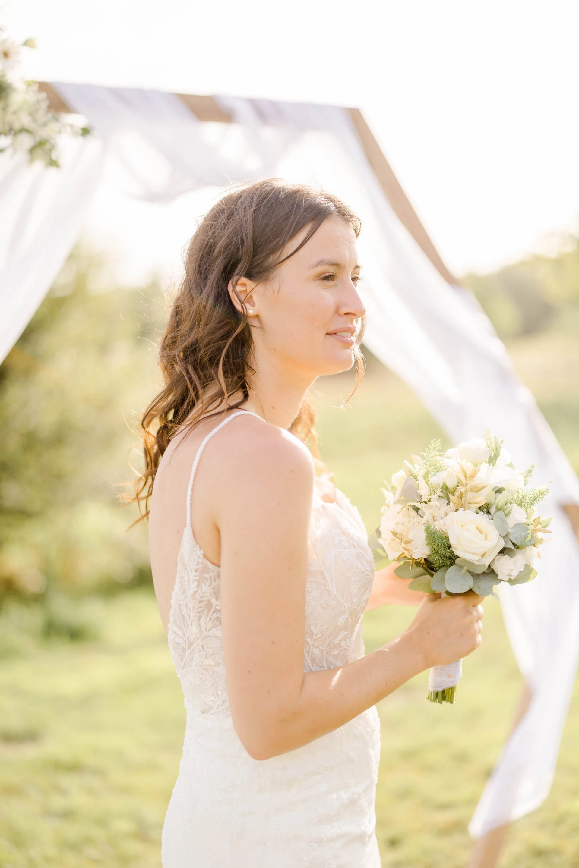 robe mariage dentelle gris